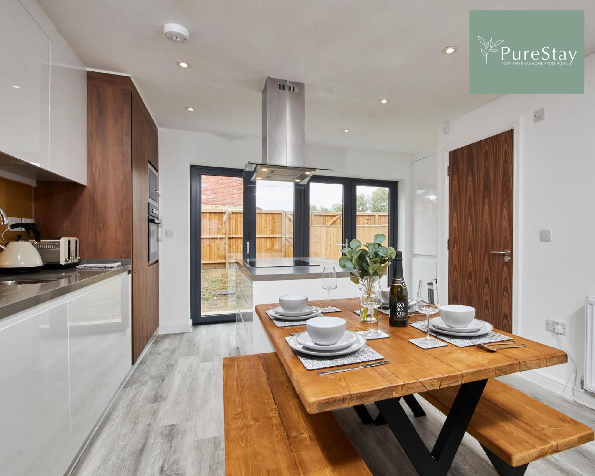 Stunning 5 Bed House in Manchester Sleeps8 wParking Exterior foto